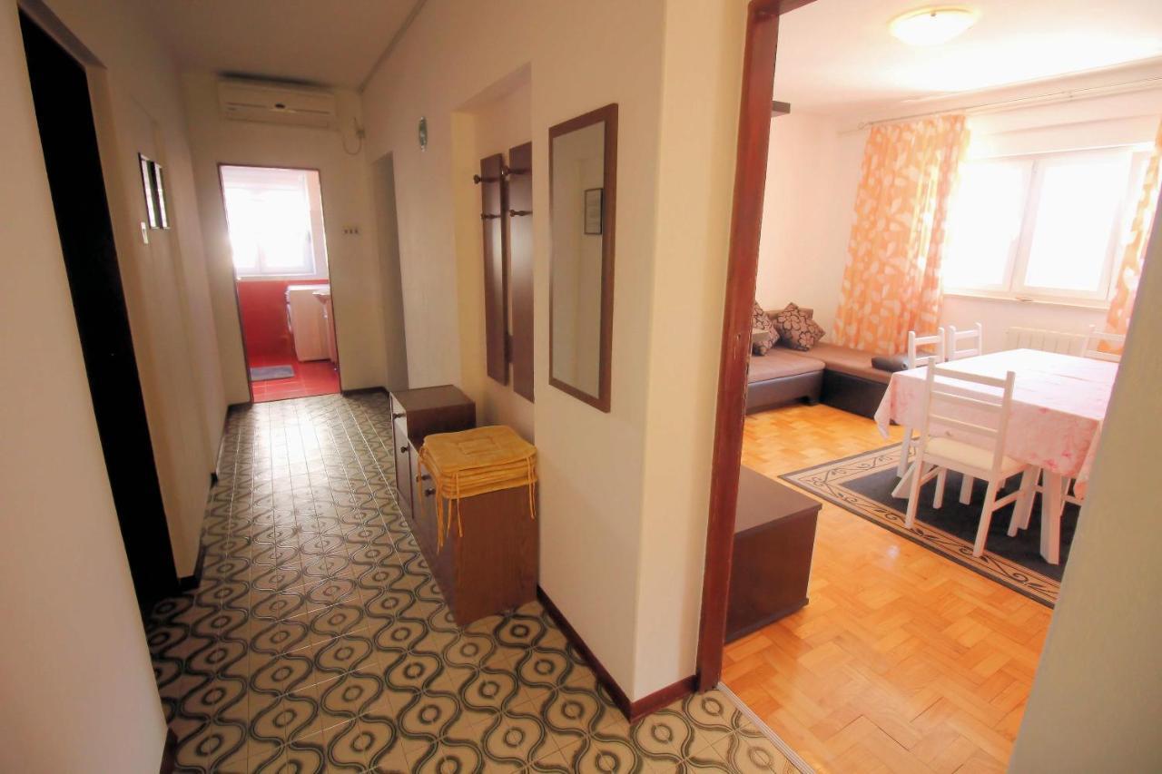 Apartmens Adriana Novi Vinodolski Exteriör bild